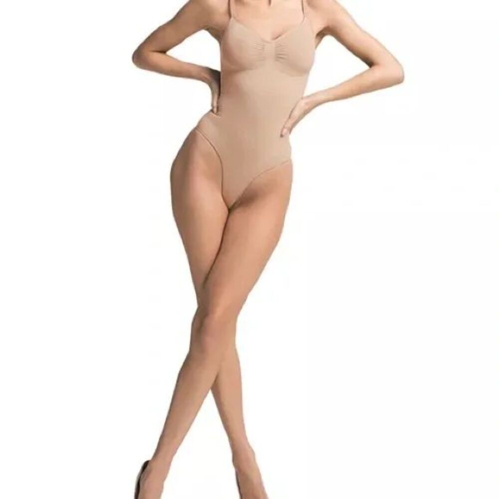 SKIMS Seamless Sculpted Brief Bodysuit bundle of 2 sand and gray SX/SXX